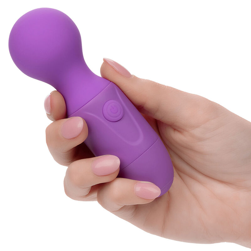 CALEXOTICS - FIRST TIME wiederaufladbares Massagerät 10 Vibrationen Lila