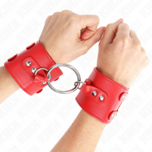 KINK - Feste Handgelenkfesseln mit Ring und Nieten verstellbar Rot 17-22 cm x 6,5 cm
