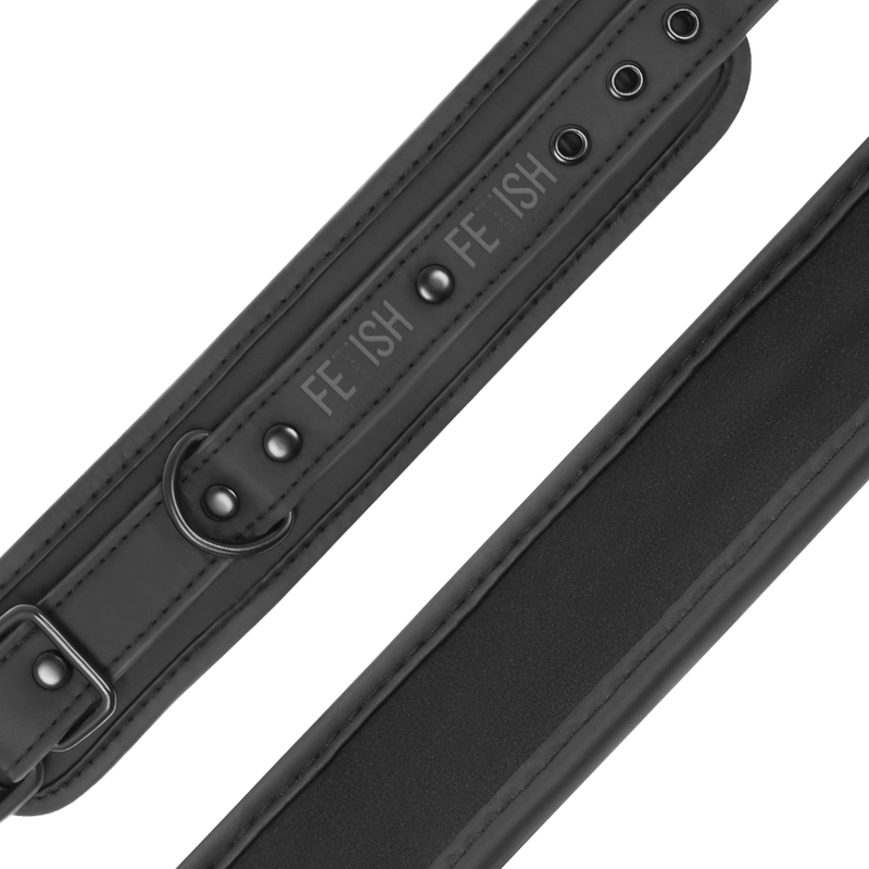 FETISH SUBMISSIVE - HALSKETTE UND HANDSCHELLEN AUS VEGANEM LEDER MIT NEOPREN-FUTTER