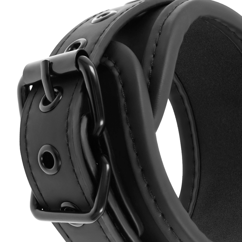 FETISH SUBMISSIVE - SET AUS HANDSCHELLEN UND KRAWATTEN MIT NEOPREN-FUTTER