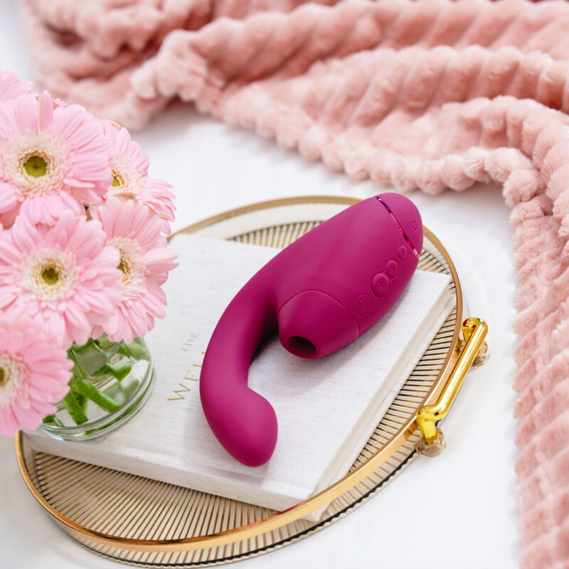 WOMANIZER - DUO NEXT DOPPELTER KLITORIS- & G-PUNKT-STIMULATOR, DUNKLES ROSA
